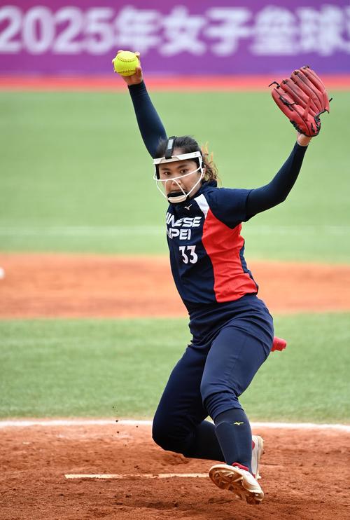 广东神射手伤情曝光 北京主帅怒批球员