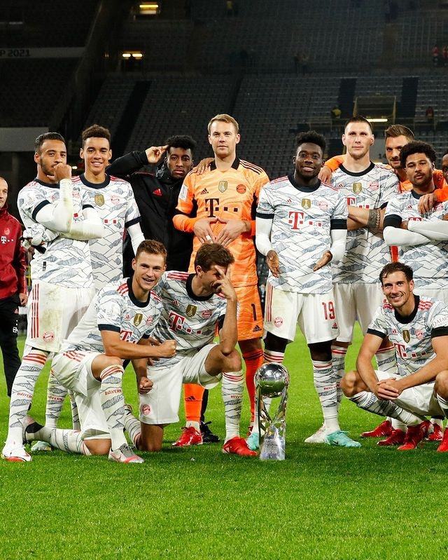 LPL新王登基成功，BLG迎来巨大考验，最佳阵容公开，AL共四人入选