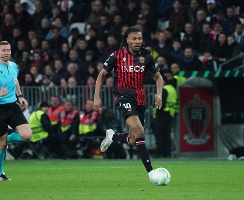 LPL比赛出现诡异事件，IG决胜局推基地时，直播间出现女性哭声