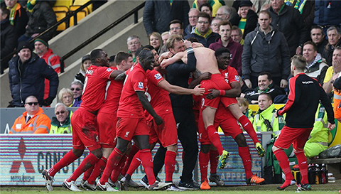 LPL比赛出现诡异事件，IG决胜局推基地时，直播间出现女性哭声