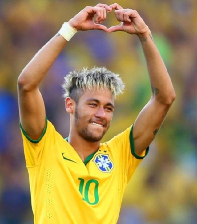 OMG白色月牙专访 期望能实现自我价值