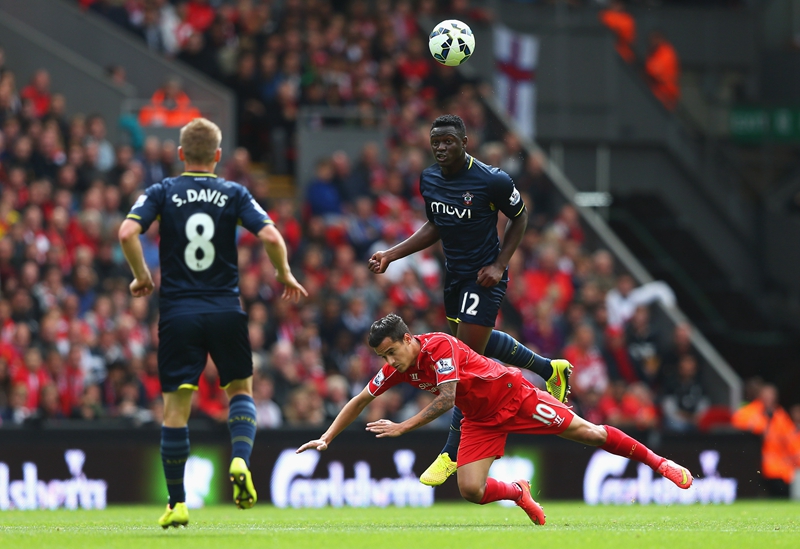 库里31+5勇士不敌老鹰结束连胜，巴特勒30+7+6约翰逊23+11